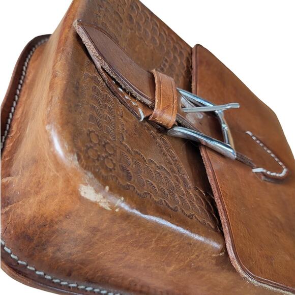 Artist Hand Tooled Leather Camera Crossbody Bag - Picture 6 of 10